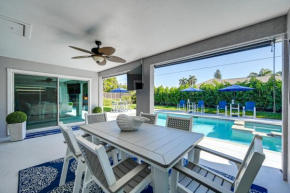 Pool and Spa Luxe Home in Naples!